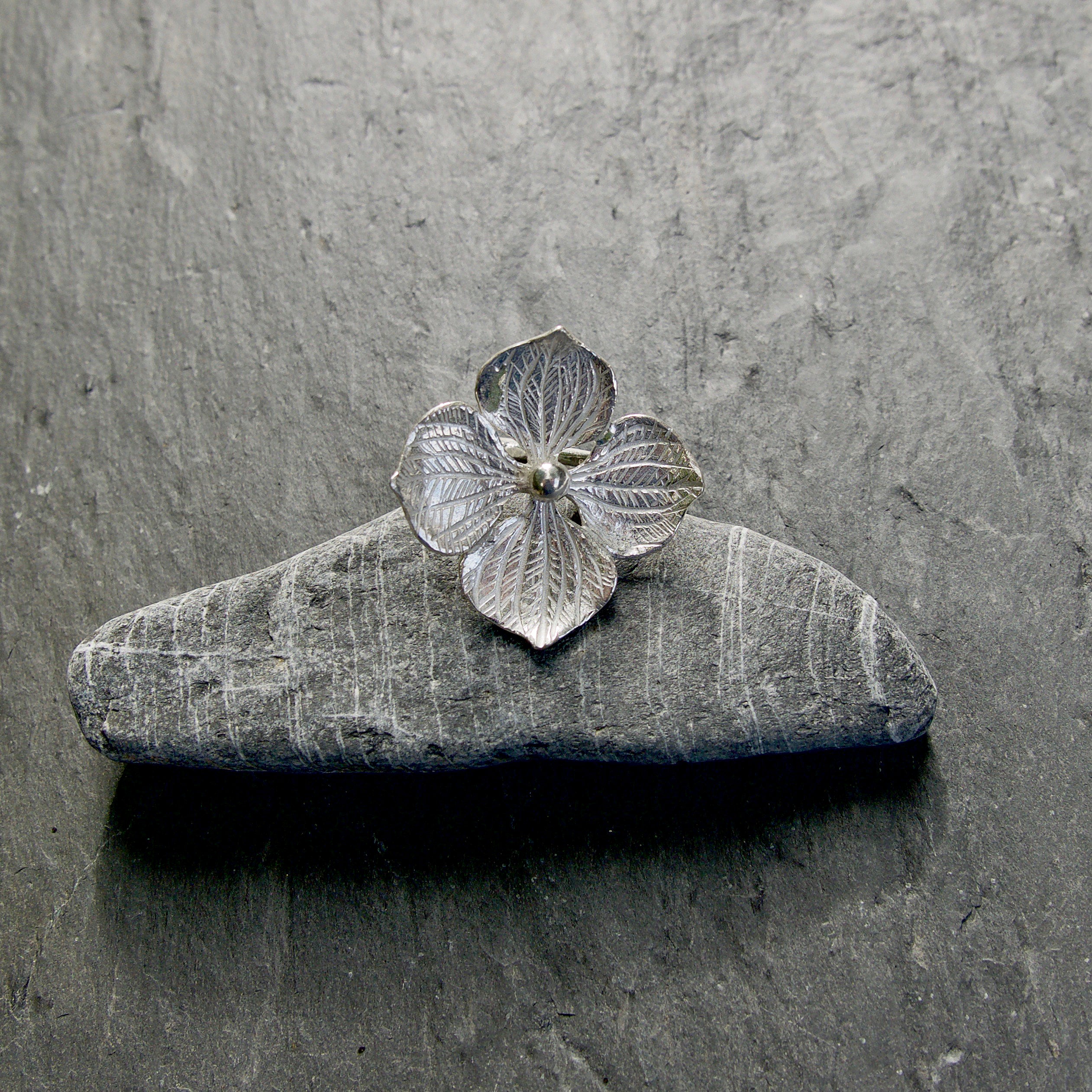 銀製RIX SILVER 花模様 ボウル 97g Hydrangearing_3A_3024x.jpg?v=