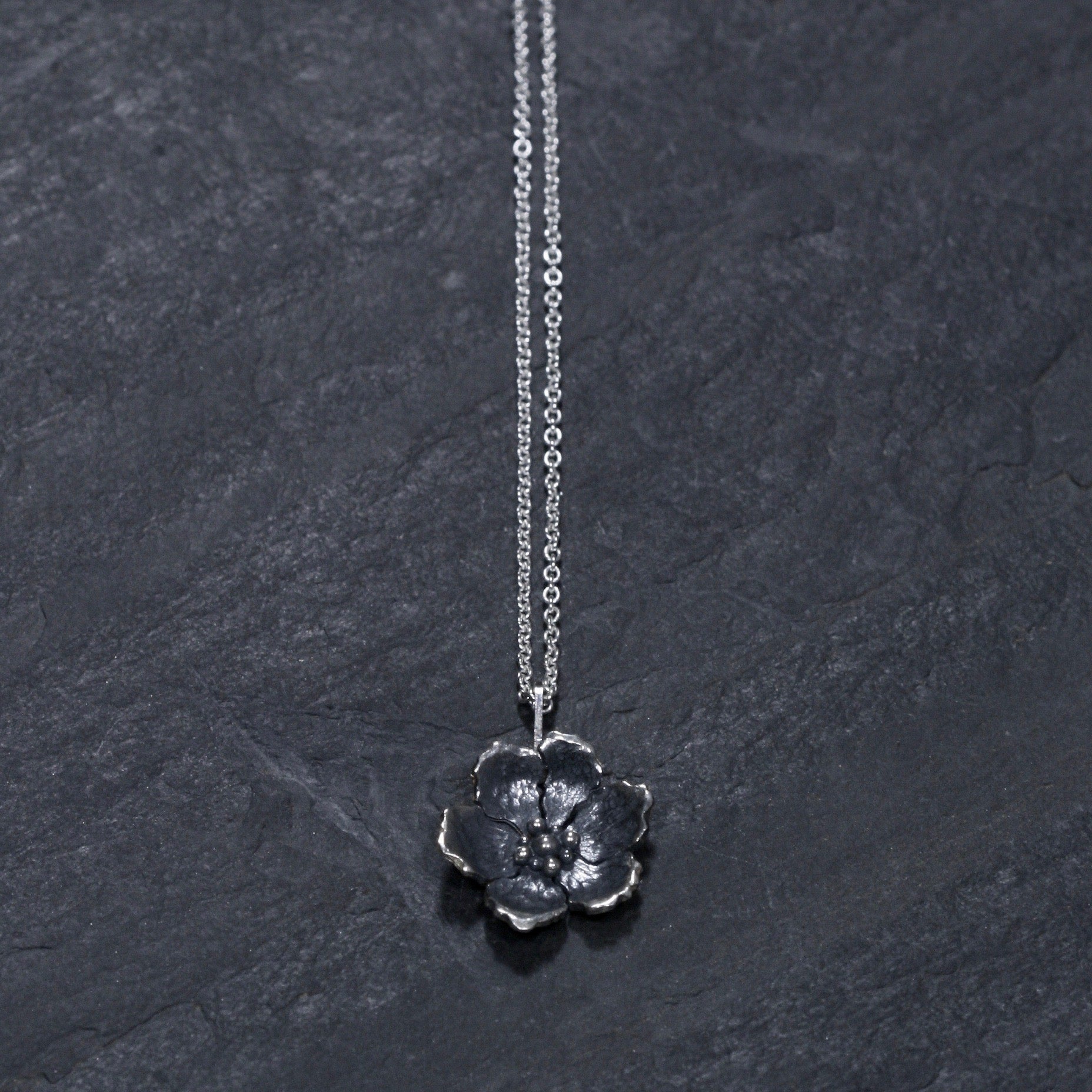 Small 2025 rose necklace